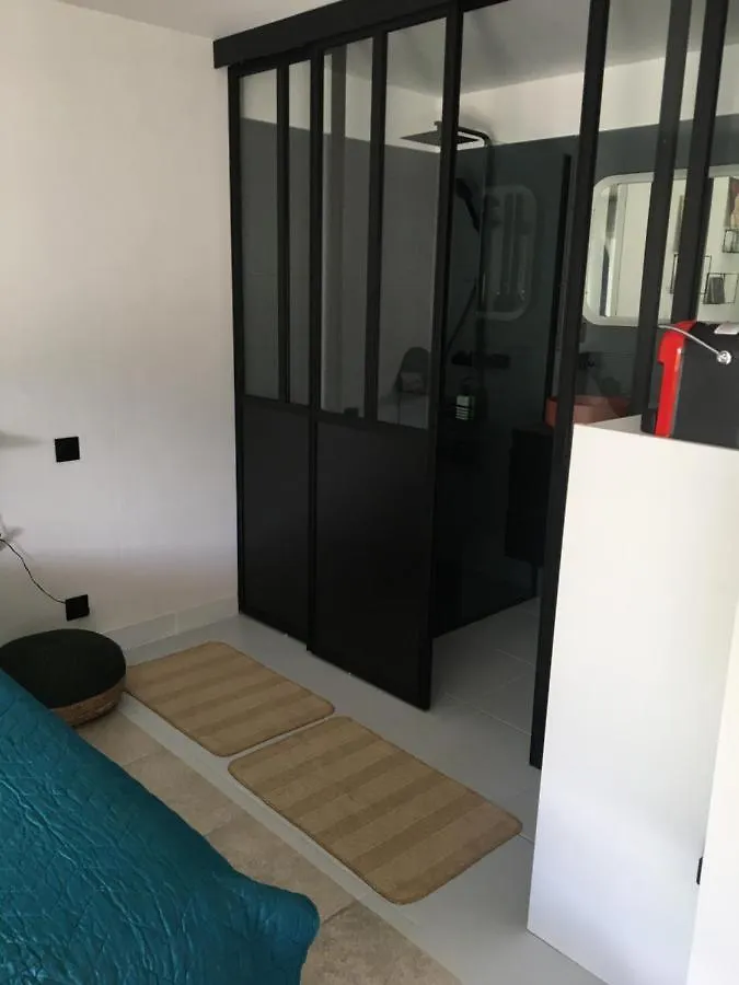 Cosy Room Private Bath And Garden Anglet France